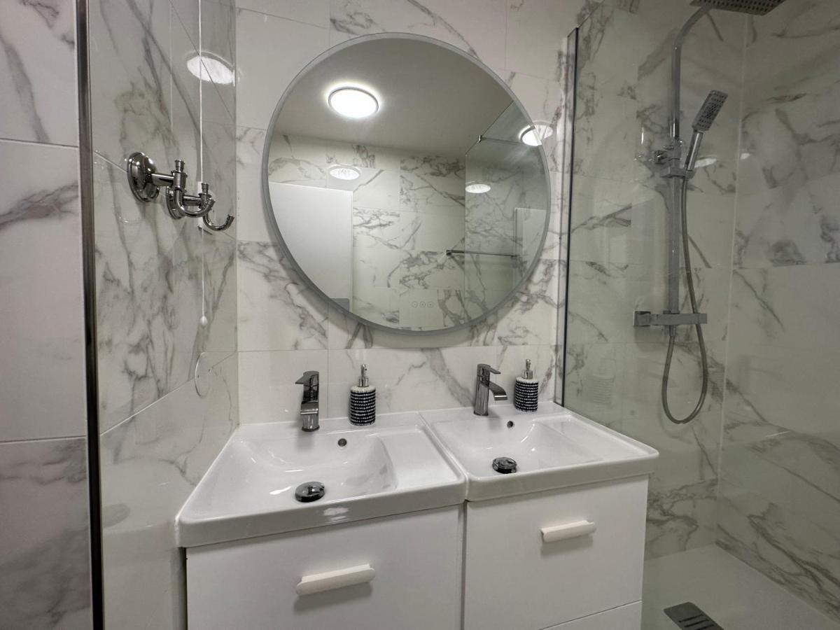 Appt Vue Place De Toscane - 4Min Disneyland-Paris 塞里斯 外观 照片