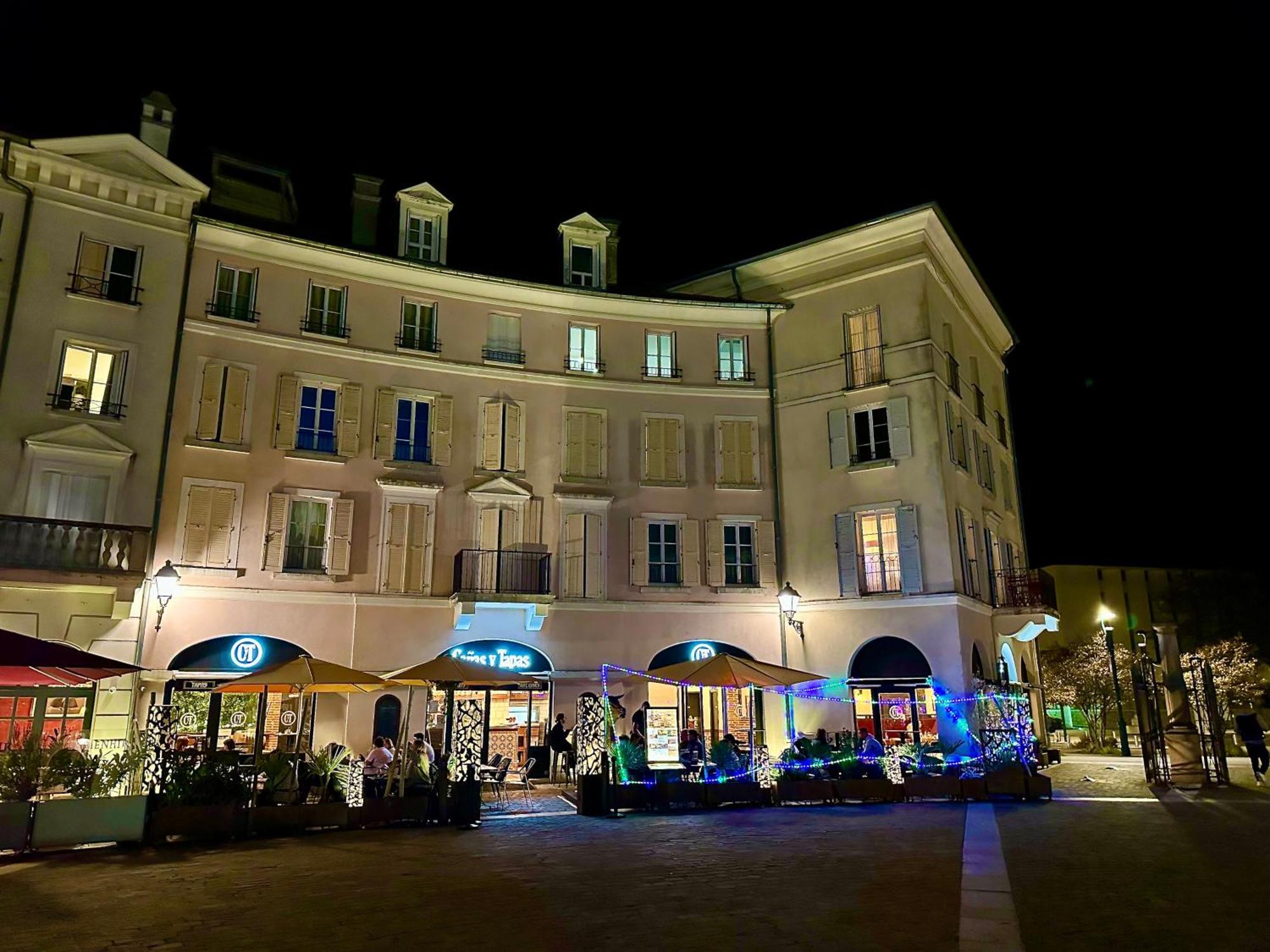 Appt Vue Place De Toscane - 4Min Disneyland-Paris 塞里斯 外观 照片